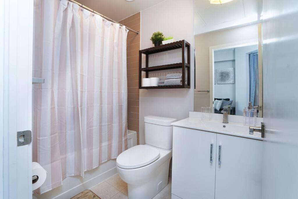 1504 Brand New Best Location 1Br Den With Amazing View Toronto Exterior foto